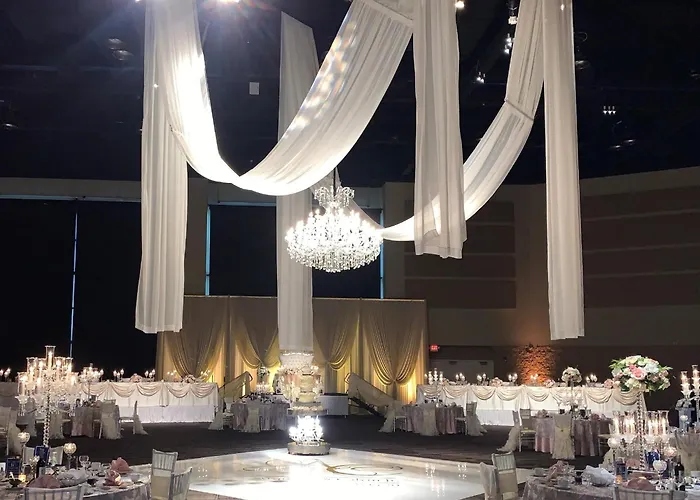 Even Chicago - - Convention Center By Ihg