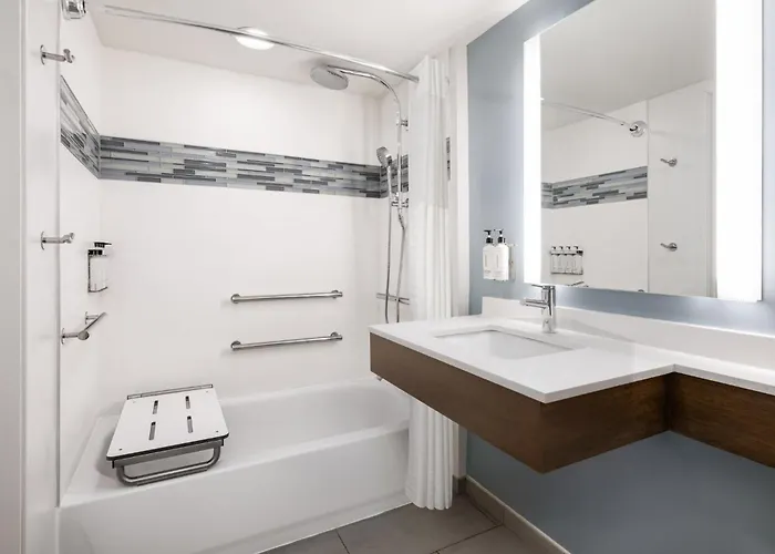 Even Chicago - - Convention Center By Ihg Hotel Tinley Park
