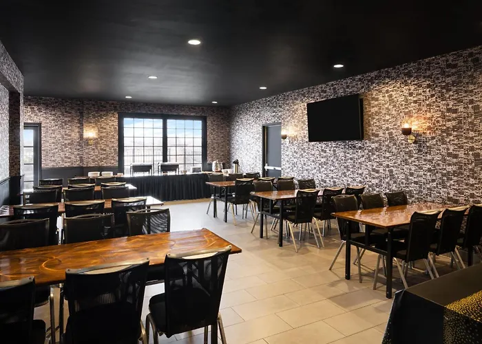 Even Chicago - - Convention Center By Ihg