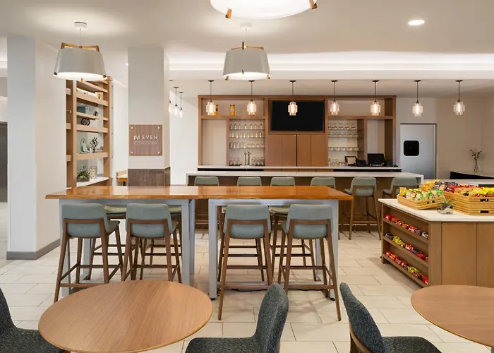 Even Chicago - - Convention Center By Ihg Hotel